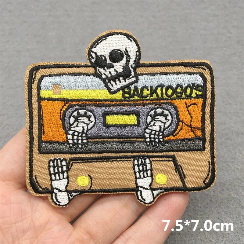 Punk Schädel Stickerei Patch Horror Augen Patch Eisen auf Patches für Kleidung Jacke nähen Appliqiue Poker Patches – Detail 15