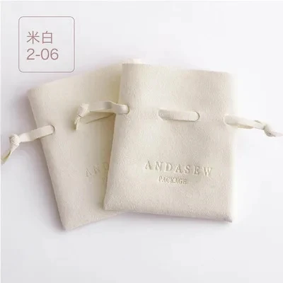 thumbnail image 1 of 100 Uds. Bolsas de joyería de terciopelo con diseño de logotipo personalizado, embalaje para pequeñas empresas, pendientes de anillo de microfibra con cordón, bolsas de regalo para dulces, 1 of 5