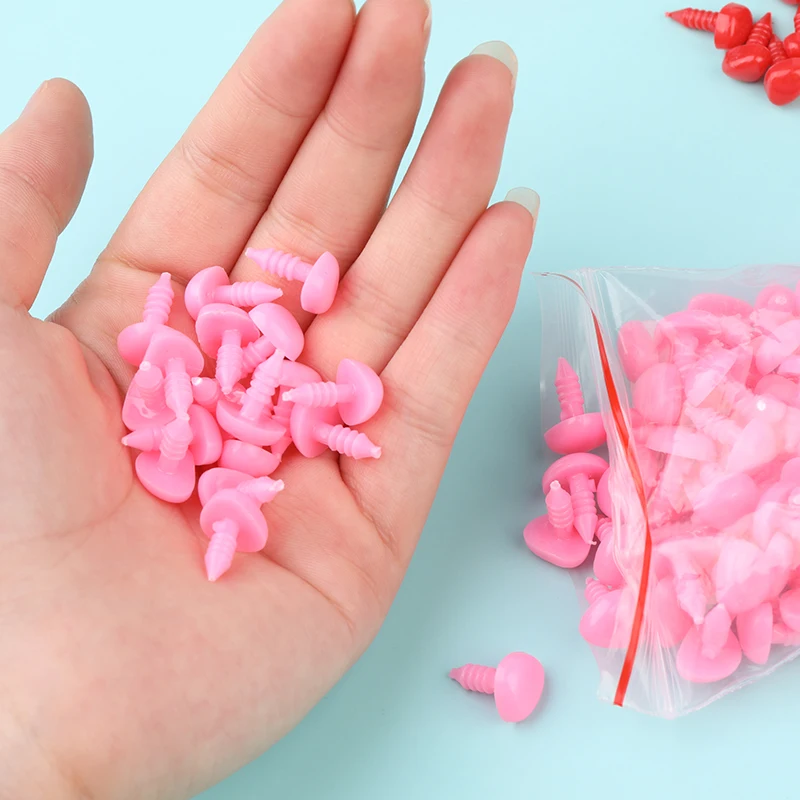 Triangle Safety Nose for DIY Doll Toy Bear Crafts Plastic Toy Safety Noses Crafts Making Puppet Accessories Parts 200Pcs plastic safety noses