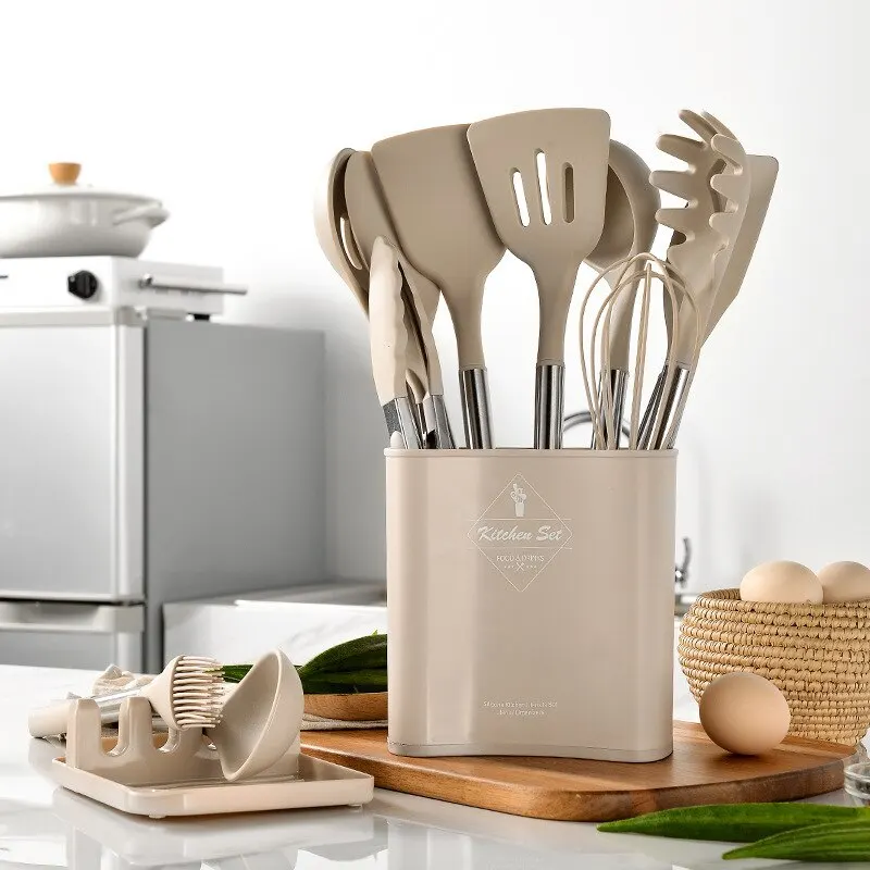 DGPCT Ensemble d'ustensiles de cuisine en silicone, ensemble d'ustensiles  de cuisine antiadhésifs, poignée en bois, résistant à la chaleur, kaki -  Wayfair Canada