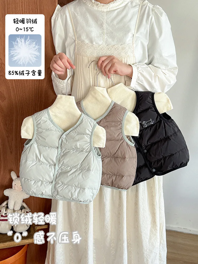  가을 겨울 신상 따뜻한 옷 남아용 화이트 덕 다운 조끼  남아용 가벼운 다운 민소매 재킷 a클래스
