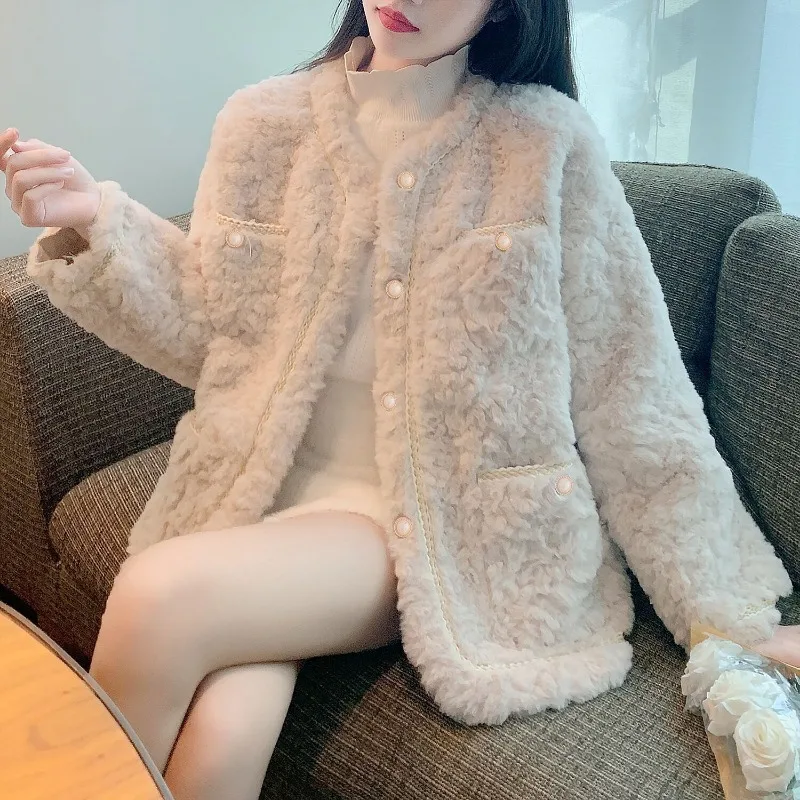 Kawaii Women Clothes Faux Lamb Coat Streetwear Warm Faux Fur Coat Single-breasted Long Sleeve Thick Korean Chic Patchwork Jacket