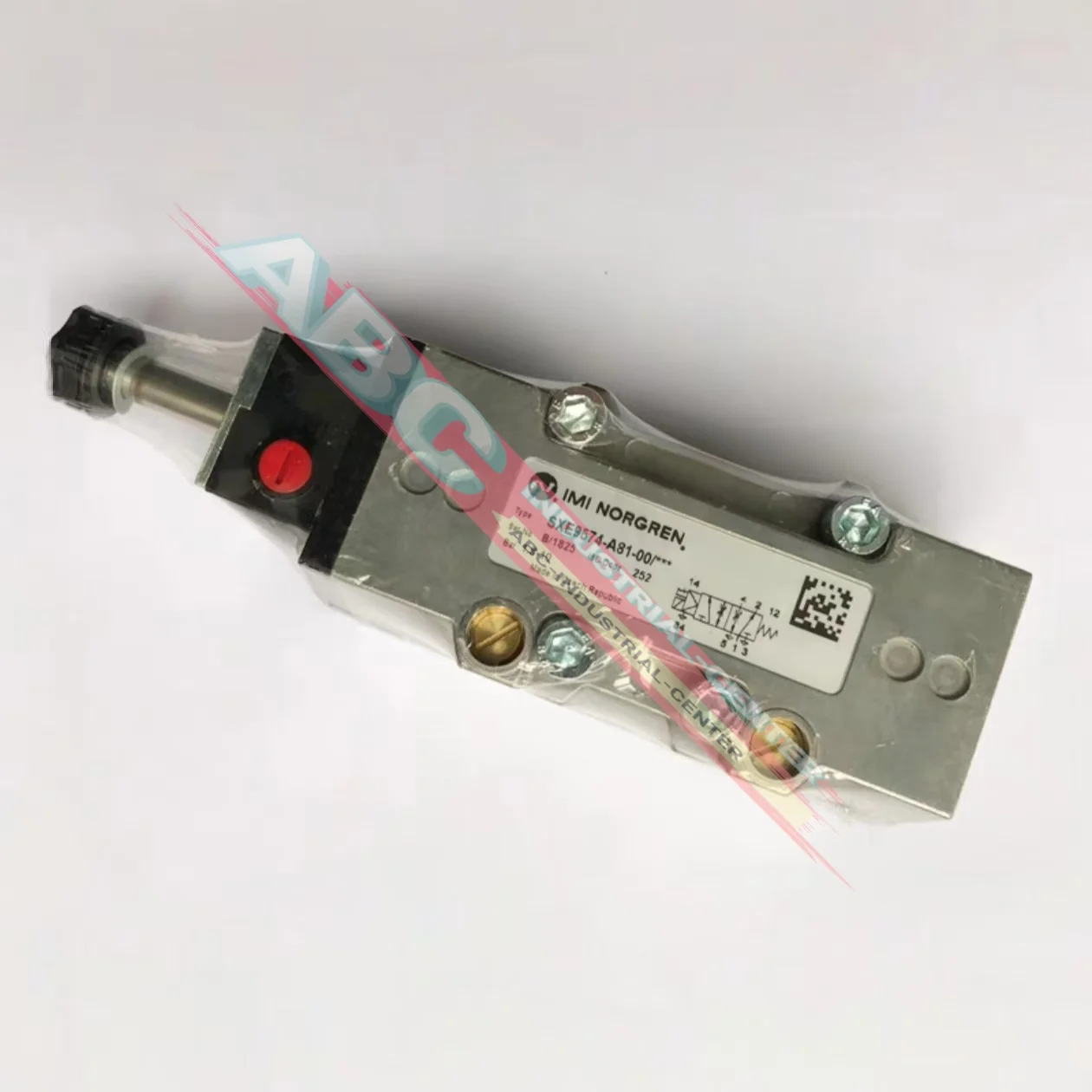 새로운 SXE9675-A50-00 SXP0575-170-00 솔레노이드 밸브 박스 내