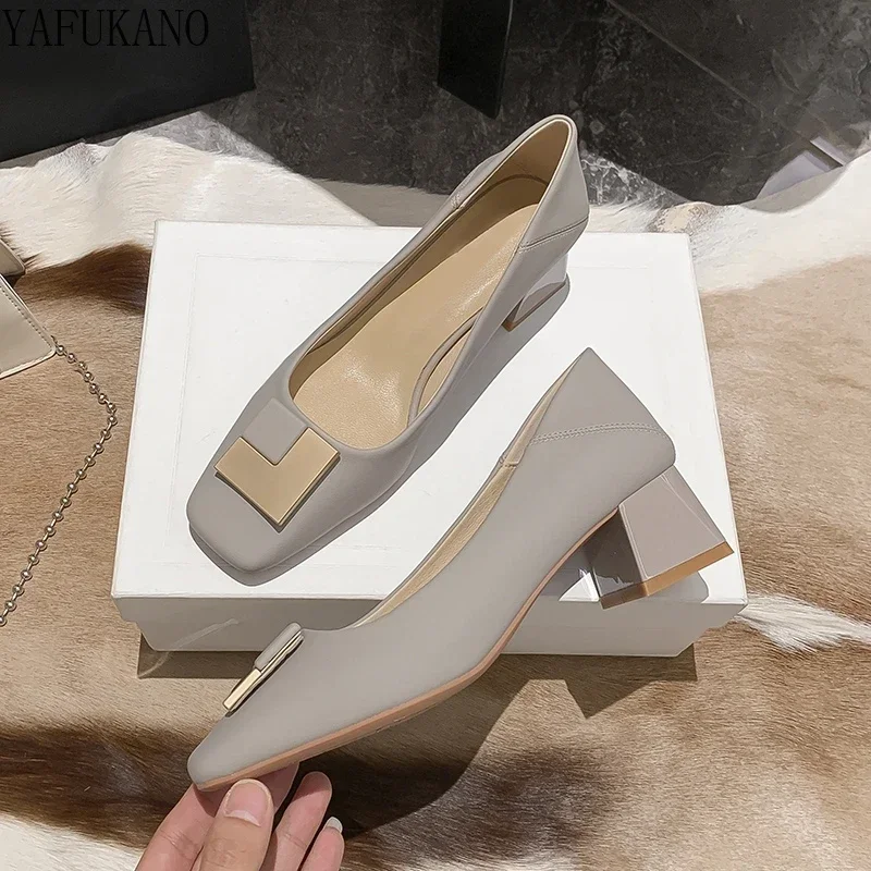 2025 New Fashion Square Toe High Heels Elegant Ladies Office Work Shoes Soft Leather Comfort Mid Heel Casual Womens Pumps 3