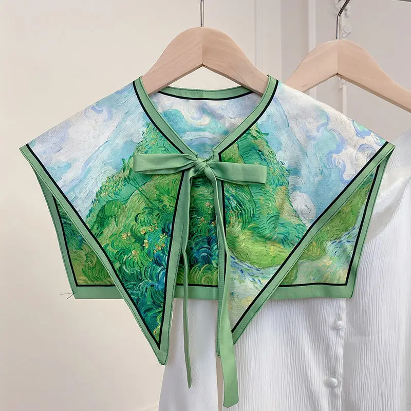 Жилет женский с искусственным воротником