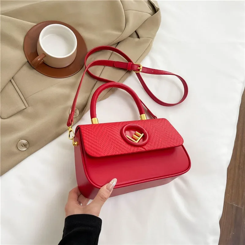 Trendy Designer Paris Inspired Crossbody Bag Luxury Leather Handbag For Women Chic Minimalist Vintage Style Large Capacity 6