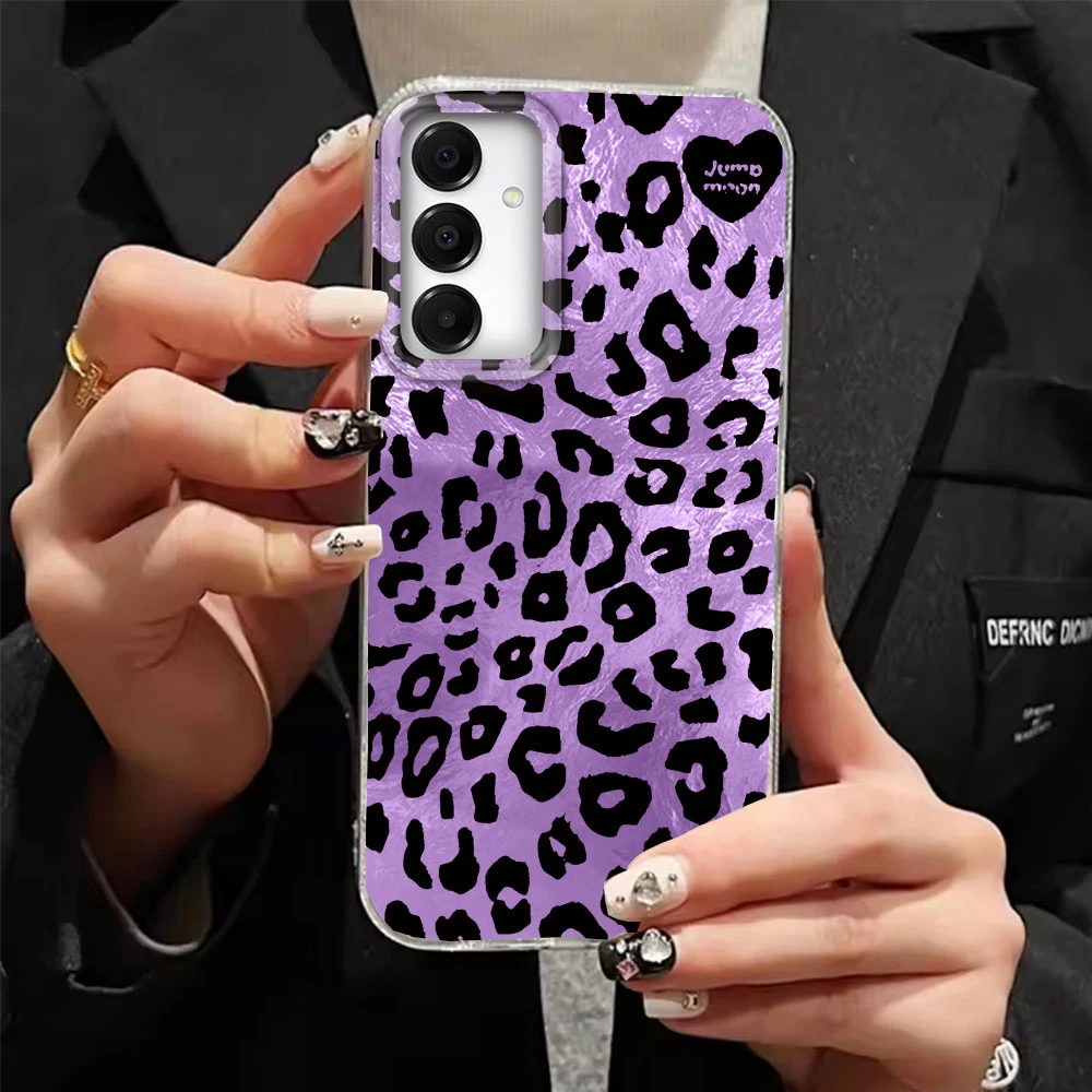 Vintage White Leopard Print Phone Case Cover