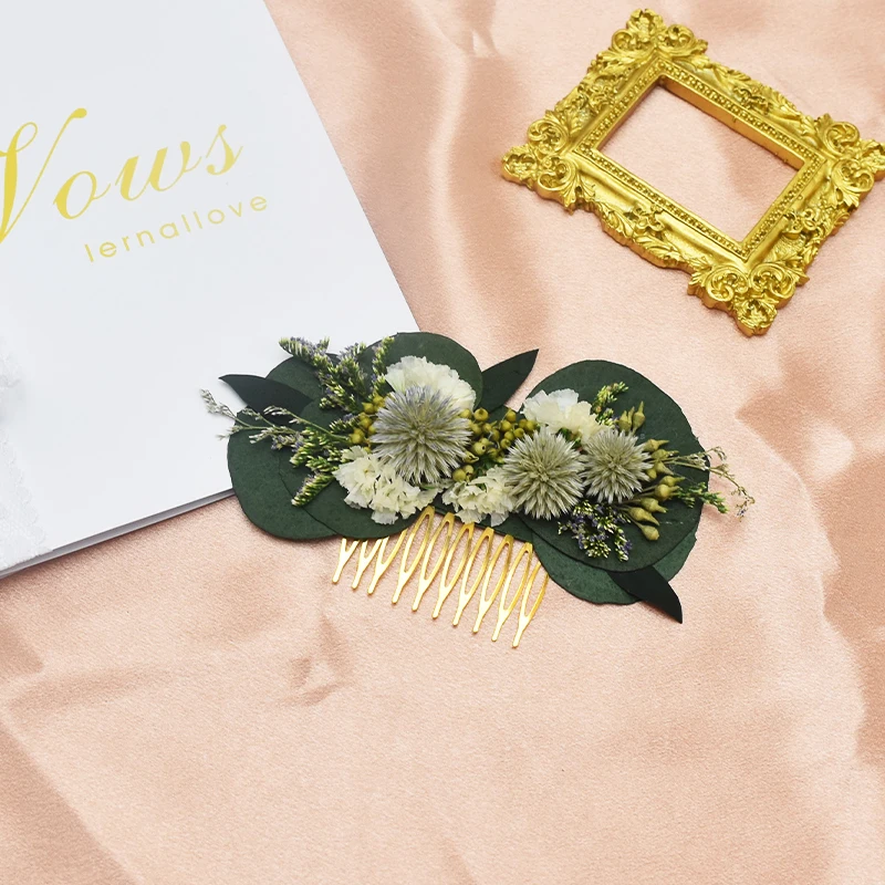 

Handmade Bridal Green Hair Accessories Eucalyptus thistles Dried Flower Hair Comb Bridesmaid Summer Wedding Supplies Forest