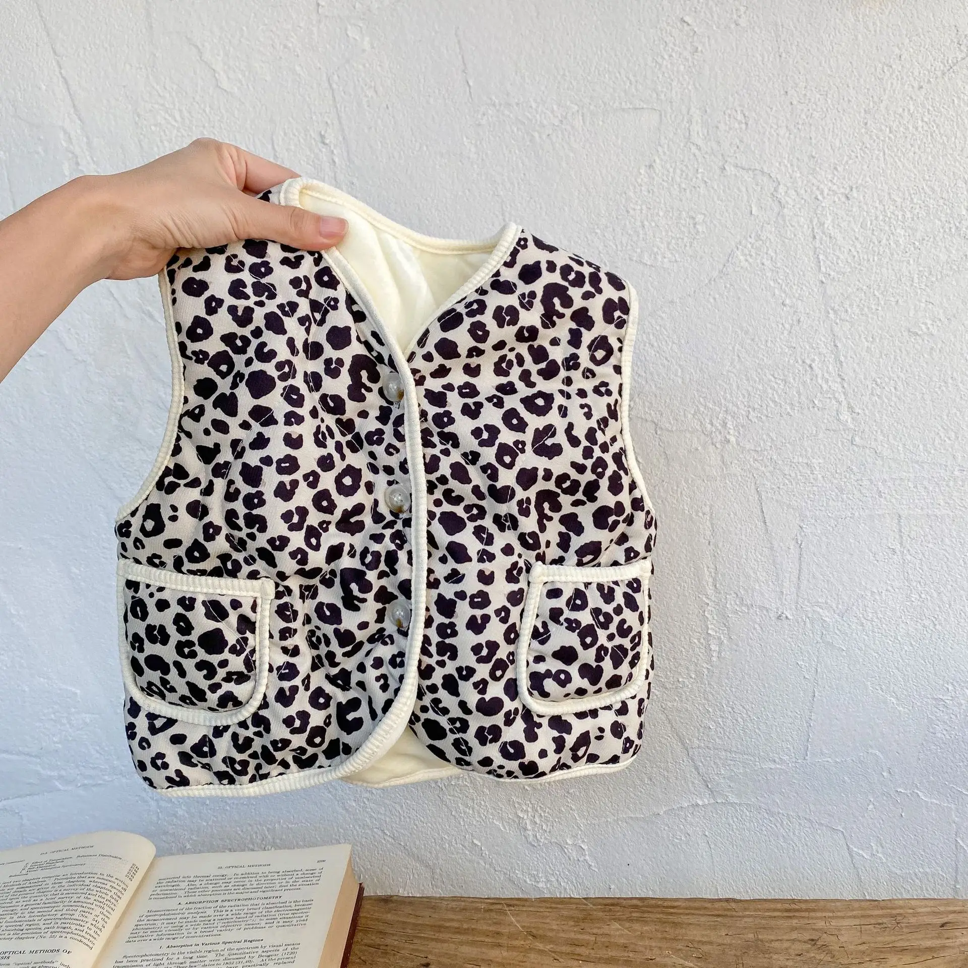 Winter New Baby Sleeveless Vest Floral Leopard Print Infant Girl Cotton Cardigan Coat Toddler Thick Warm Tops Baby Clothes fur vest