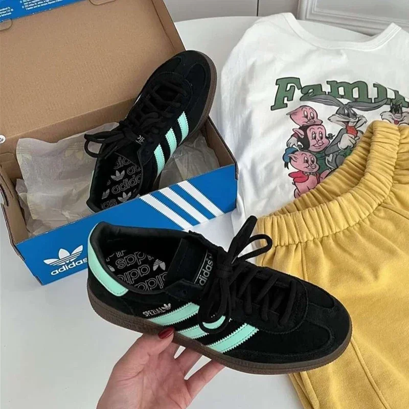 Adidas Originals Handball Spezial Skateboarding Shoes Men Women Fashion Outdoor Comfortable Spzl Suede Casual Low Top Sneakers