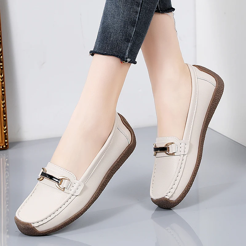 

Spring and Autumn Women's Flat Shoes Versatile Women's Leather Shoes Soft Sole Casual Shoes Plus Size Versatile Genuine Leather