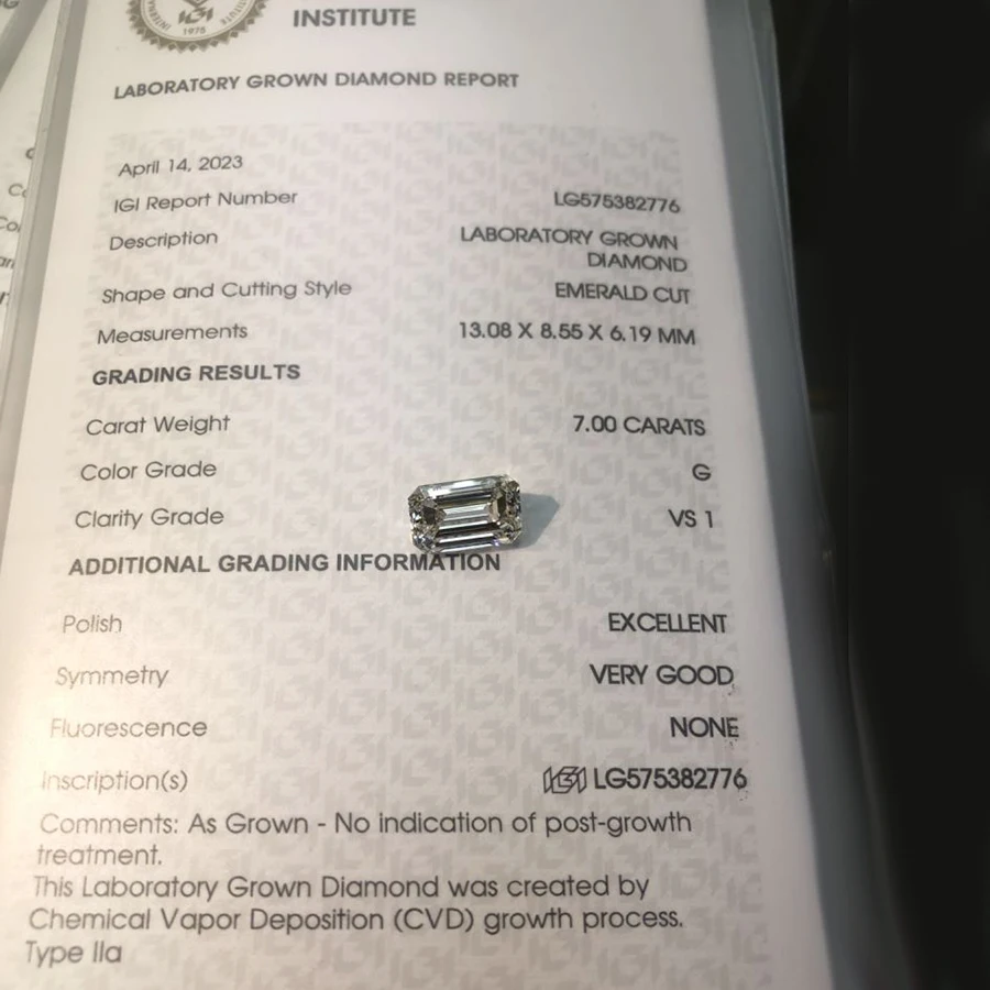 

IGI Certified CVD Loose Diamond 7.00 Ct G VS1 Emerald Cut Excellent Lab Grown Diamond