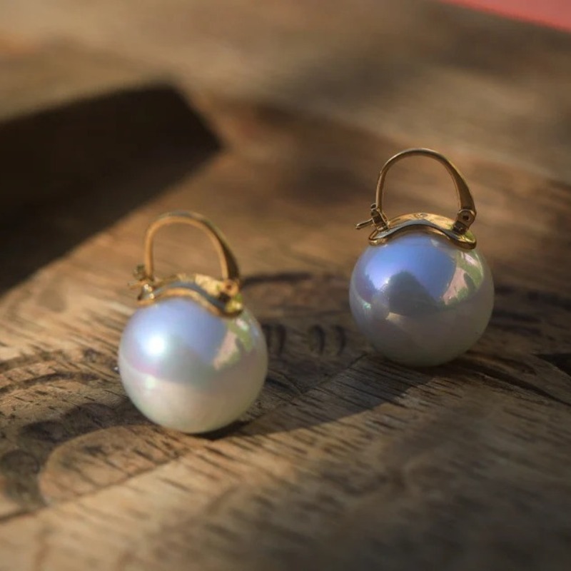 Attractive Gold Color Inlaid White Imitation Pearl Dangle Earring for Women Trendy Party Engagement Wedding Earrings Jewelry