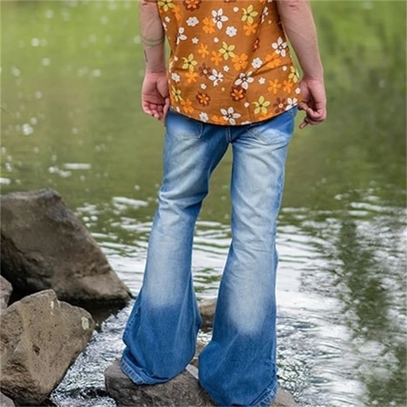 Рисунок 3 - Мужские джинсы-клеш в стиле панк