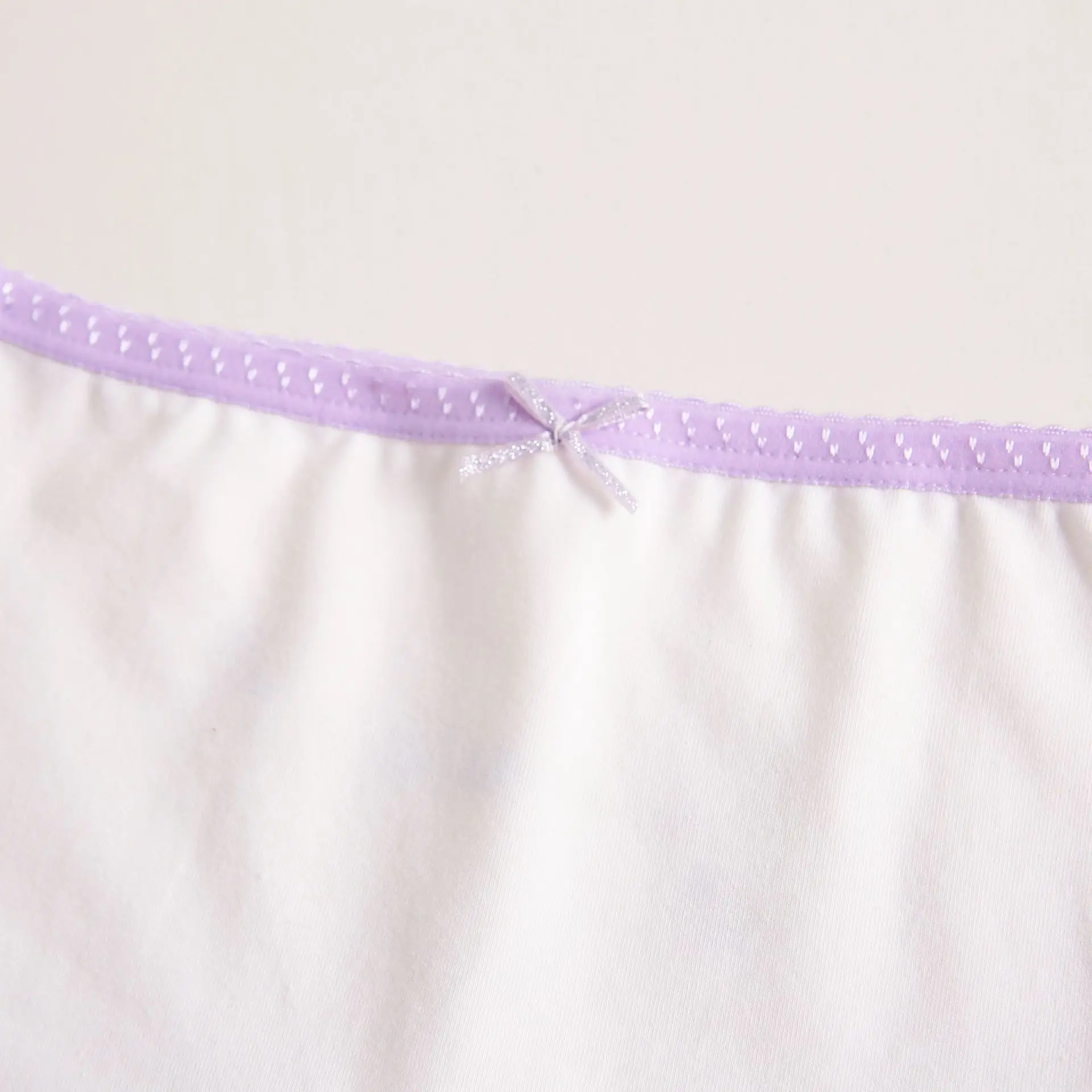 Slip boxer in cotone traspirante per bambina, bianco e viola con stampa floreale, pantaloncini di sicurezza per bambini, biancheria intima per bambini - immagine 6
