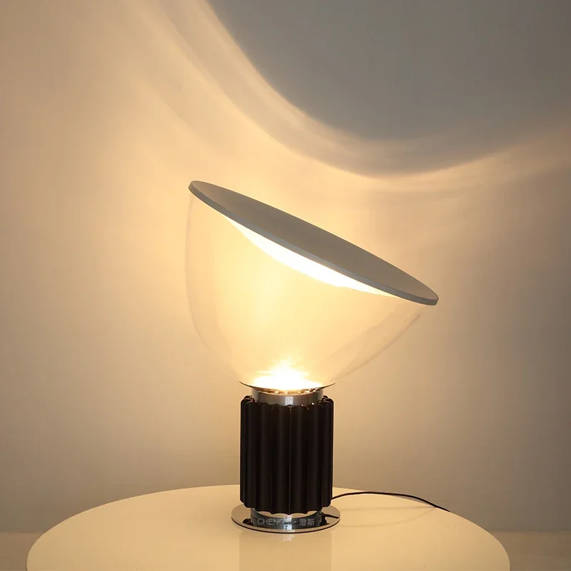 이탈리아 레이더 디자인 아트 테이블 램프, LED 산업 레트로 책상 조명, 알루미늄 유리, 홈 실내 침실 장식 조명 기구