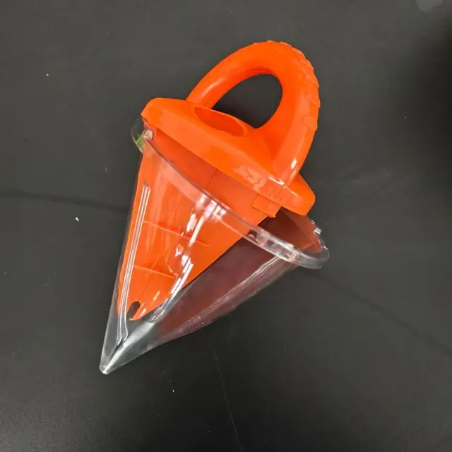 Summer Overflow Funnel Toys Handheld Spilling Funnel Beach Sand Strainer Toy Multifunctional Plastic Digging Sand Kit Crafts 4