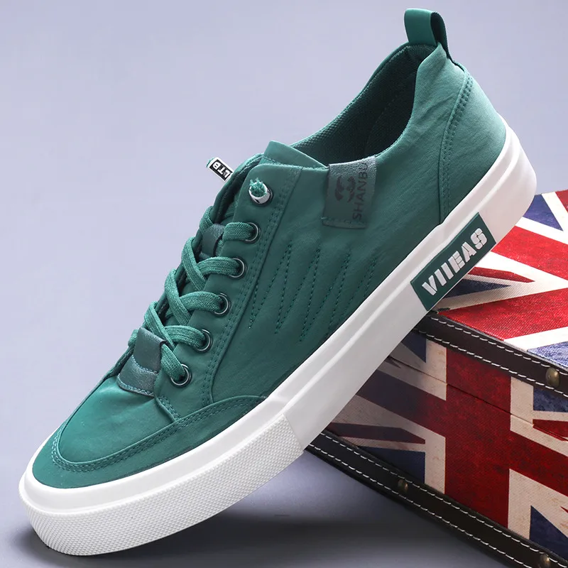 

2023 Men Green Shoes Fashion Comfort Slip-on Shoes Men Low Cut Sneakaers Light Anti-slip Men Canvans Sneakers Zapatillas De Lona