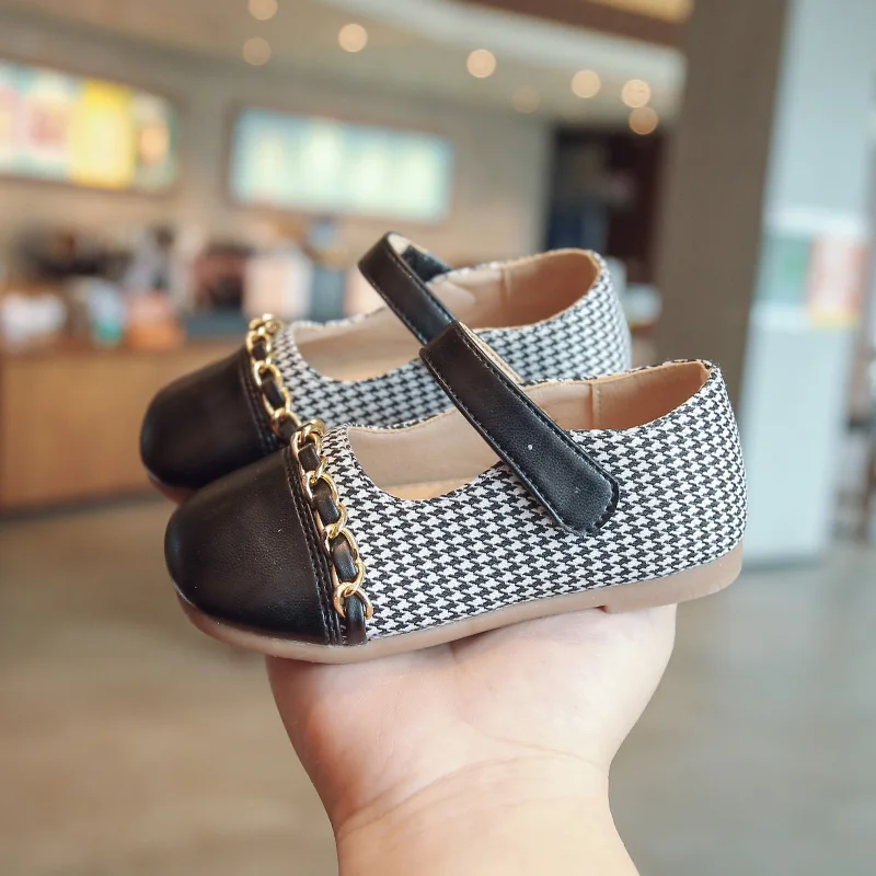 

Little Kid Metal Chain Shoes Girls Splicing Mary Jane Shoe Hook and Loop 2022 Autumn Baby Child Shallow Flat Shoe 21-30