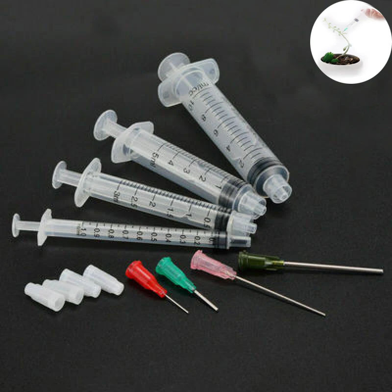 

4 pcs Different size syringes with different size 4pcs blunt tip needles and 4pcs caps.For industrial dispensing syringes
