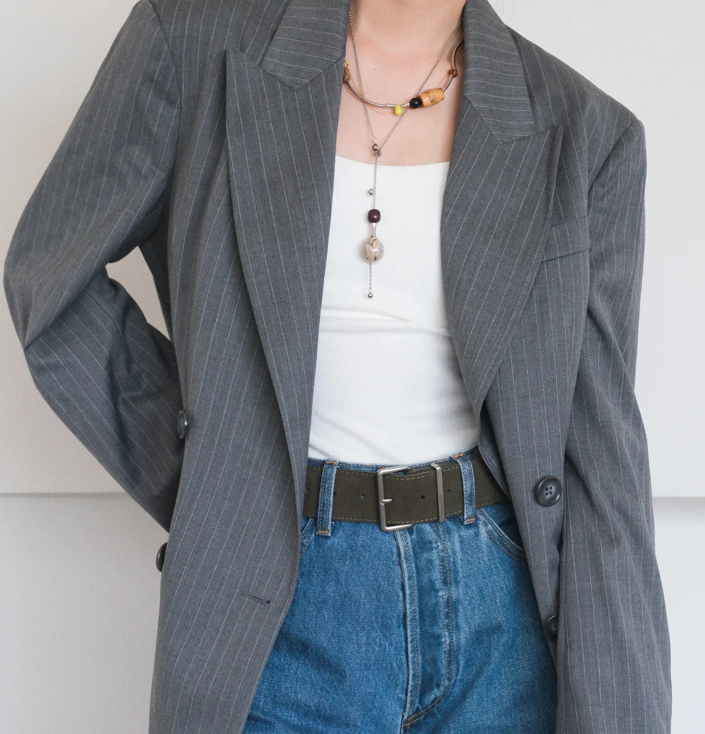 Vintage 4,5 cm breiter Damen-Wildledergürtel, modisches Leder mit silberner Metallschnalle, verstellbare Gürtel für Jeans, Hosen, Kleider – Detail 1
