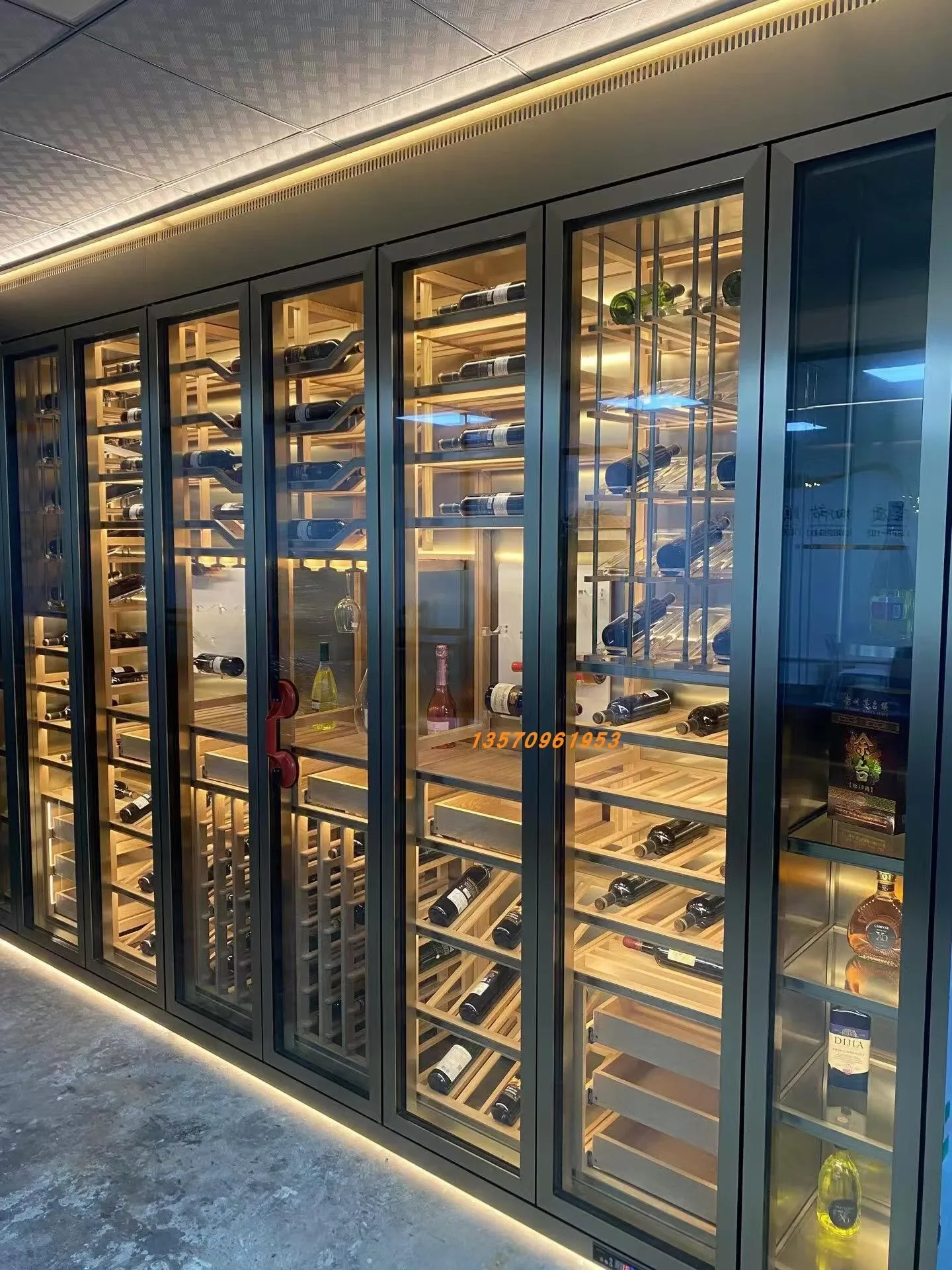 Stainless steel constant temperature wine cabinet display cabinet villa club wine cellar oak display