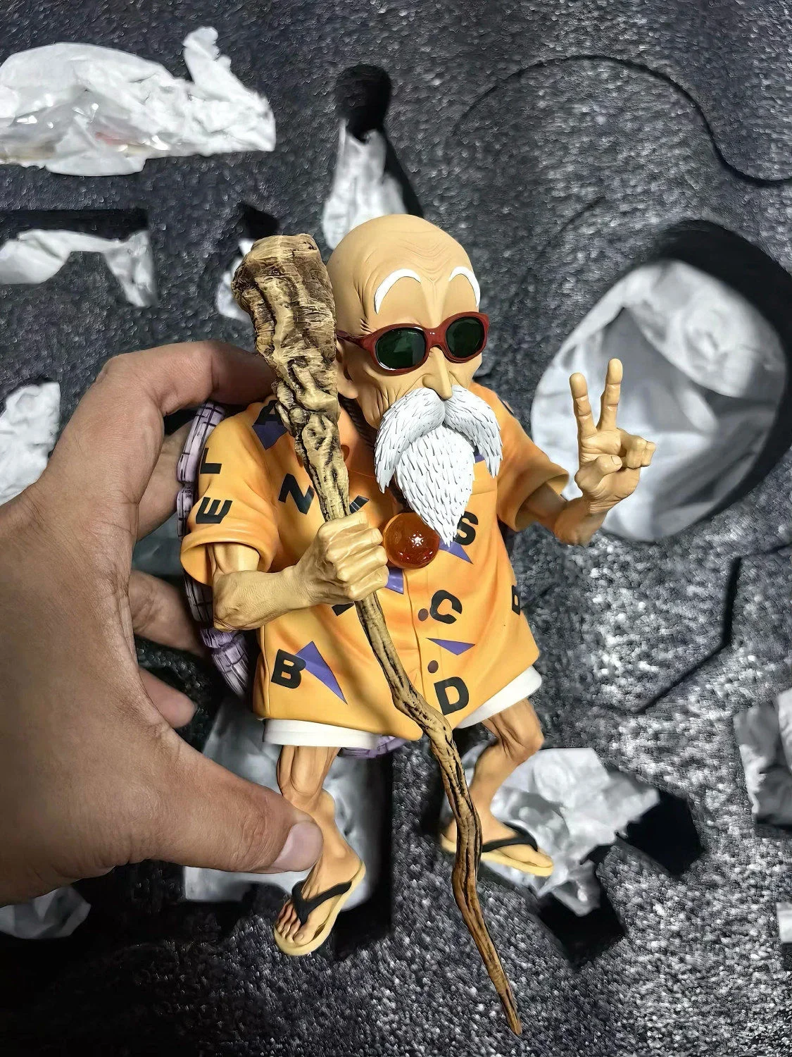 تحفة كامي سينين: تمثال روشي فاخر