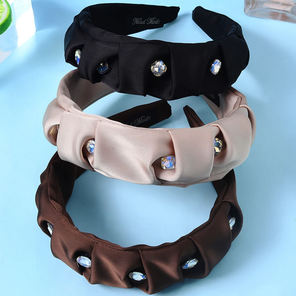 Рисунок 4 - Женская атласная лента для волос