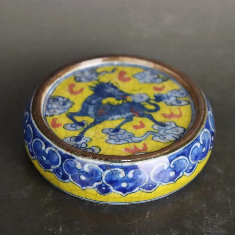 

Китайское сине-белое фарфоровое блюдцо Qing Kangxi 3,38 дюймов