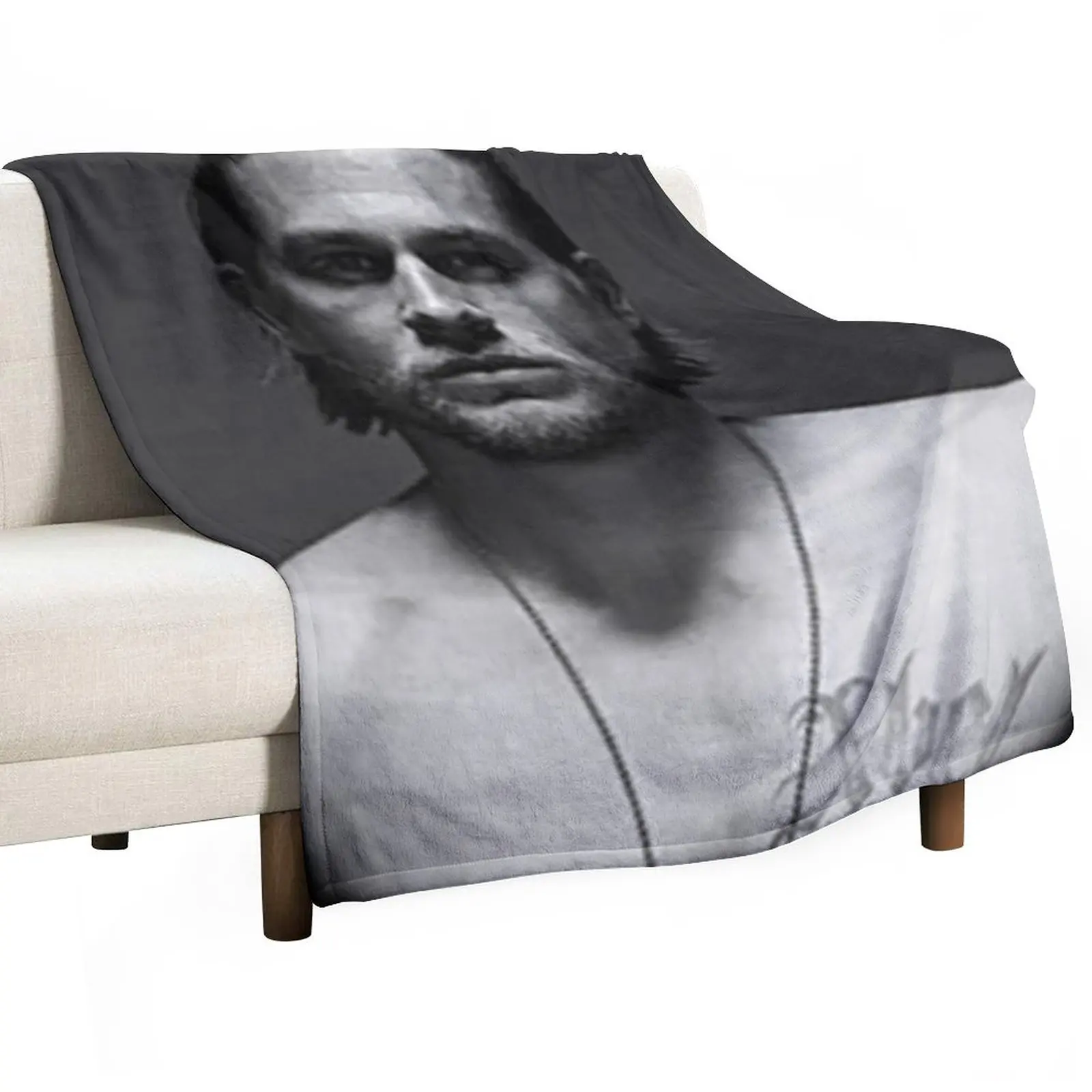 

charlie hunnam Throw Blanket Sofas anime blankets and throws Luxury Blanket