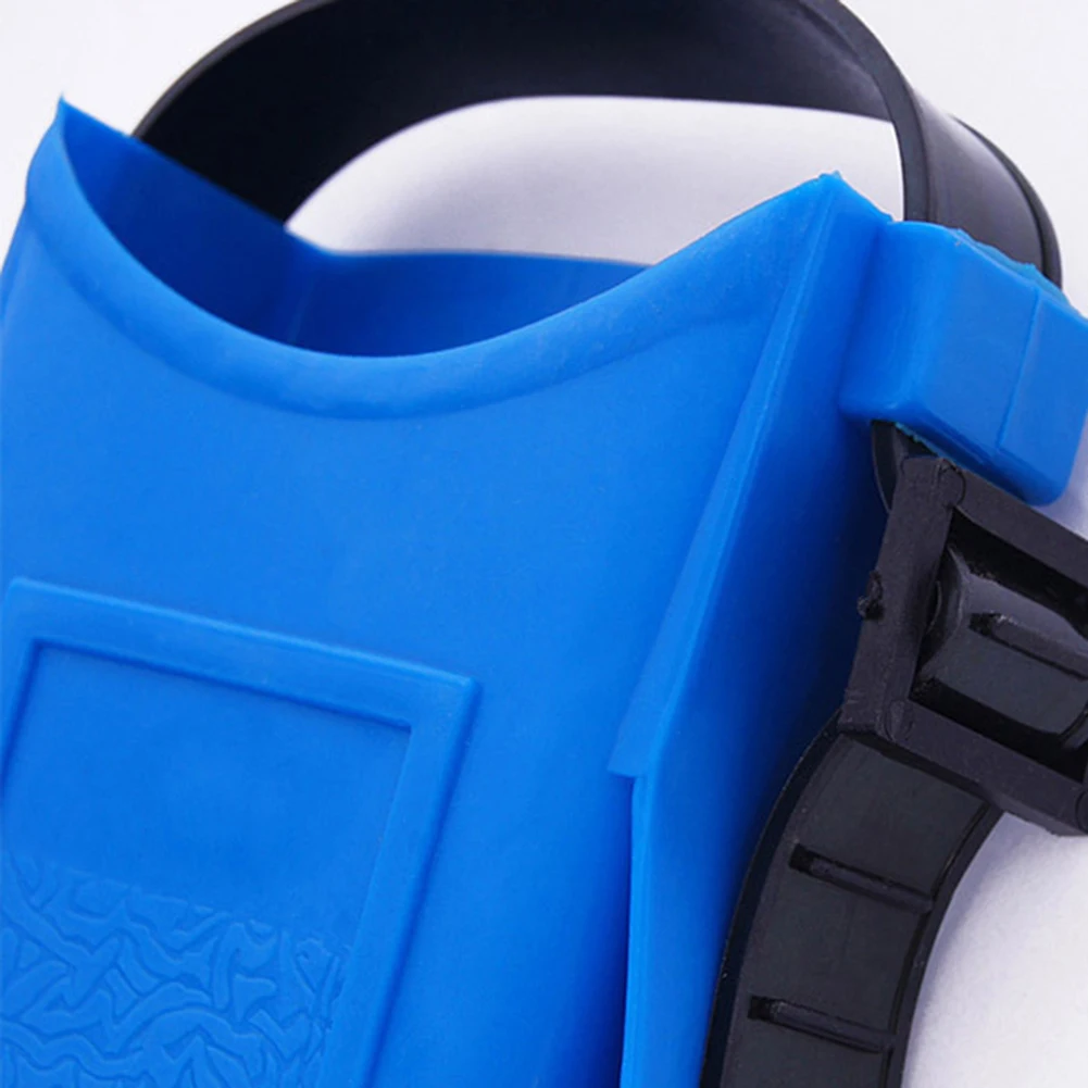 Paire De Palmes De Natation équipement De Plongée En Mer Contour Dessin Doodle Noir Blanc 51384658