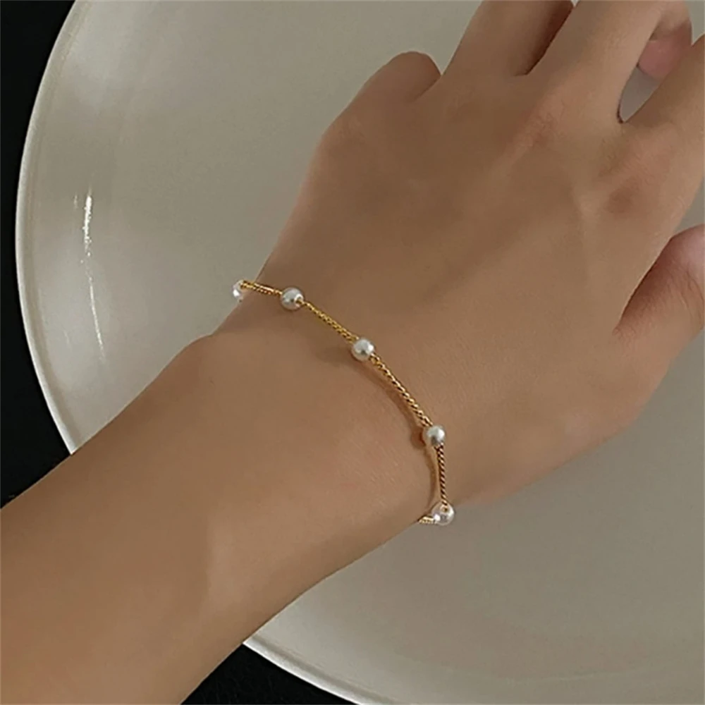 Women Simple Pearls Bracelets Vintage Beads Metal Chain Bracelet Fashion Luxury Design Elegant Stacked Wear Jewelry Charm Gifts 2