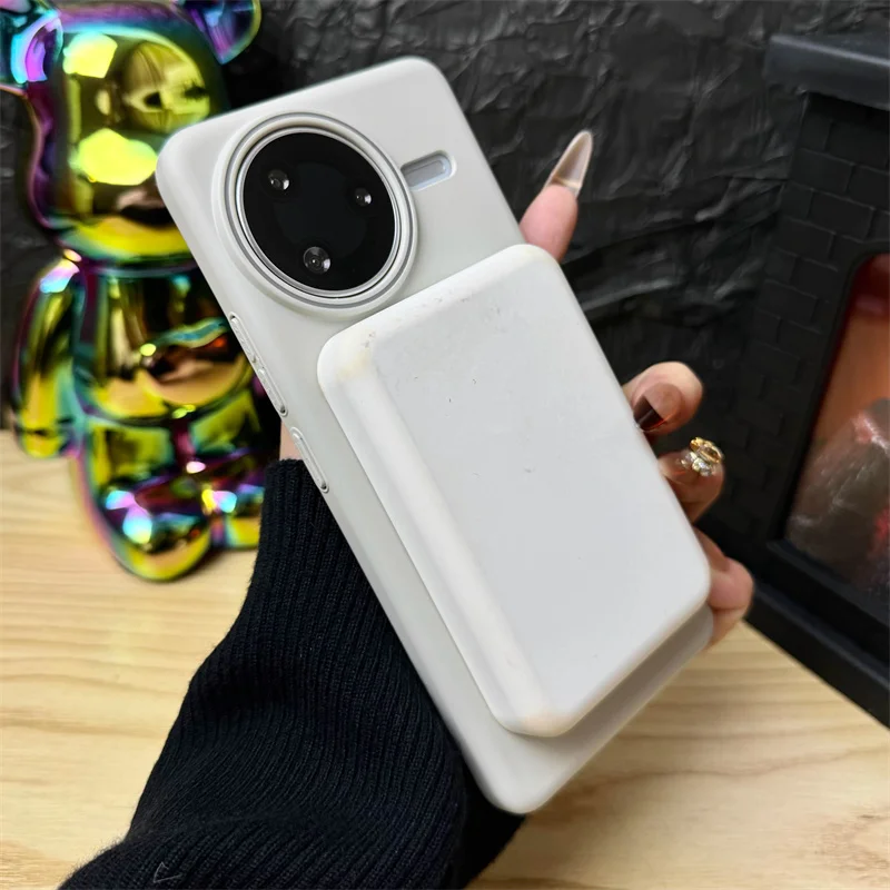 Matte Hard PC Slim Back Case Cover with Magnet and Frosted Finish