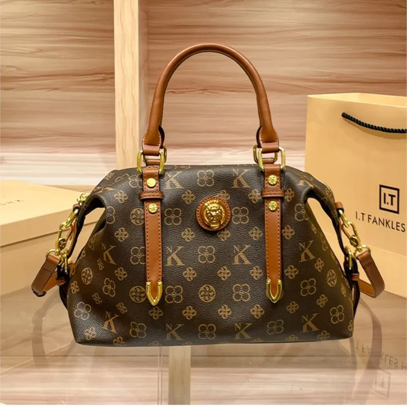 حقيبة يد نسائية فاخرة وخفيفة الوزن لعام 2025، بتصم...