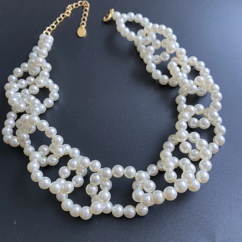 

Handmade interlocking necklace