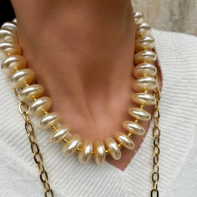 Pop Art Big Pearl Necklace Yellow Costume Accessories Female main image 1