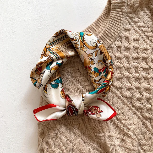 Scarf 100% Silk Bandana Women Square Scarves Wrap Kerchief Mulberry Spring Fashion Luxury High Quality Headband Hijab Shawls 17101-2