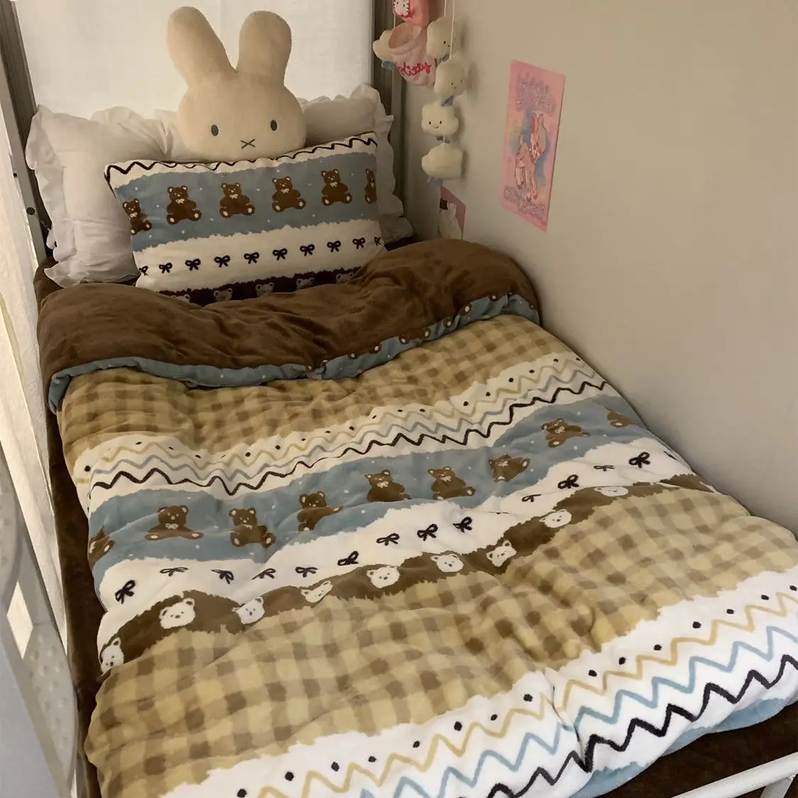 Winter Warm Cartoon Bedding Set Milk Fleece Bed Sheets 4pcs Set Double-sided Coral Flannel Dormitory Thickened Bed Cover