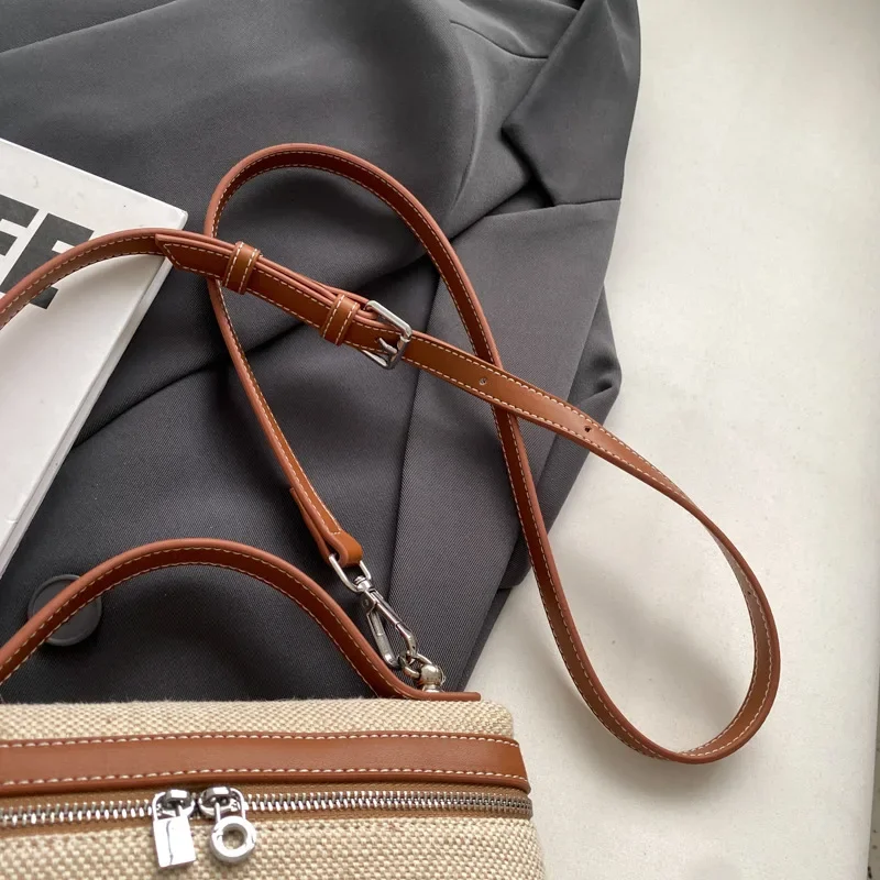 retro canvas handbag for women,women’s summer crossbody bag,contrast color casual handbag,small square canvas shoulder bag,casual women’s sling bag,retro fashion canvas purse,lightweight canvas handbag