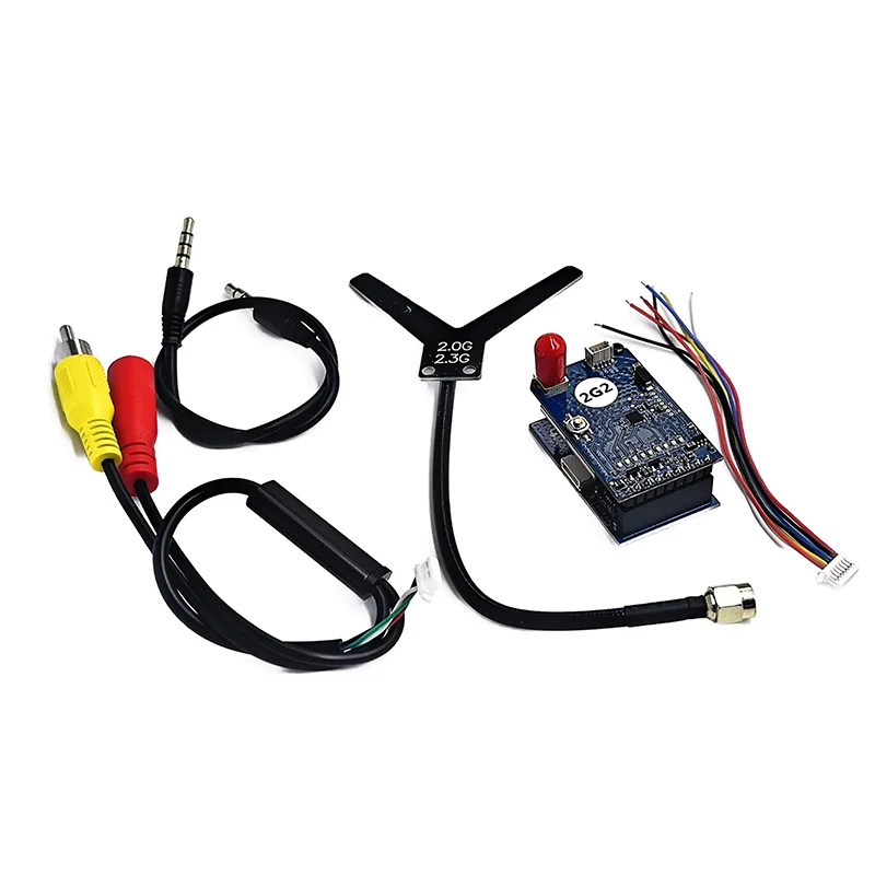 Connecteurs et ports du kit VTX VRX 2.2G 1.6W FPV pour drone, émetteur et récepteur vidéo en gros plan.