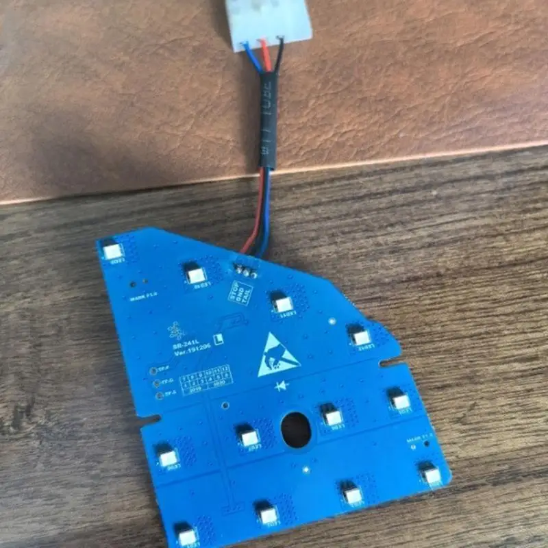 M76E 플러그 앤 플레이 차량용 자동차 LED 램프 모듈 향상된 가시성 B003339B