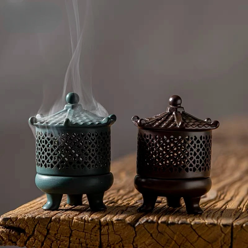 Gutta Disc Incense Burner Chinese Zen Vintage Three-legged Incense Burner Ceramic Tea Ceremony Zen Ornaments Home Decoration