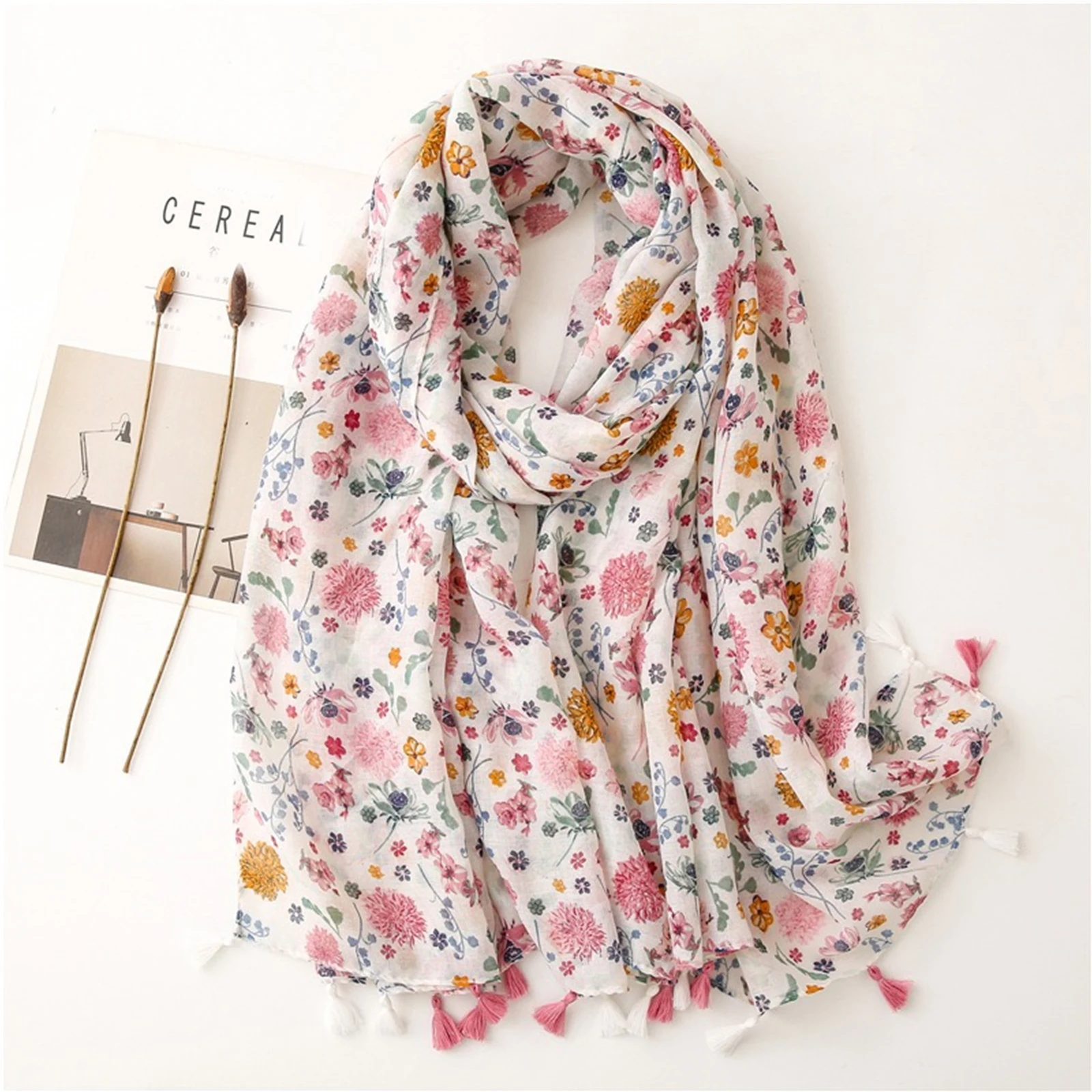 

Fashion Print Warm Beach Towel, Female New Style Muslim Headscarf, 180 * 85cm Tassels Shawls The Four Seasons Windproof Bandanna