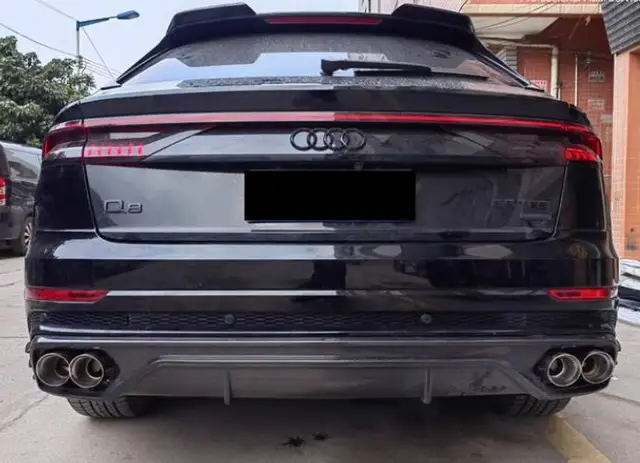 아우디 Q8 SQ8용 리얼 탄소 섬유 바디 키트로 차량의 외관을 변모시키고 성능을 향상시키세요.