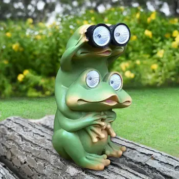 Frog & Hedgehog Solar Lamp – Outdoor Garden Resin Ornament 1