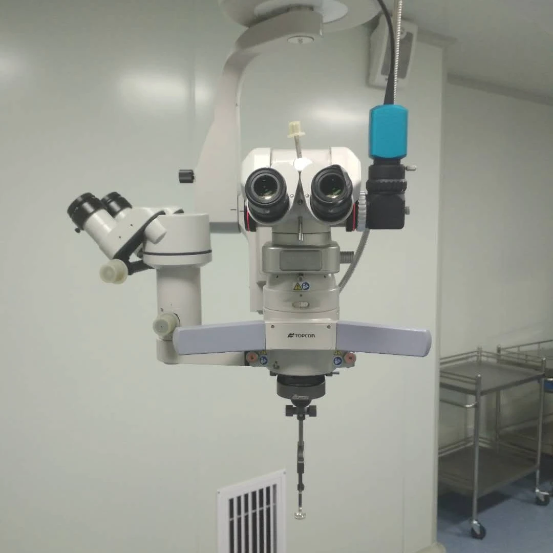 Sistema Biom Per Microscopio Chirurgico In Chirurgia Retinica
