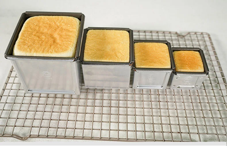 Housoutil Square Baking Pan Square Cake Pan Mini Cake Mold Metal Dies Loaf  Baking Pans Mini Loaf Baking Pans Bread Loaf Pans Multi-function Bread Pan  Small Roasting Pan Baking Supply Oven 