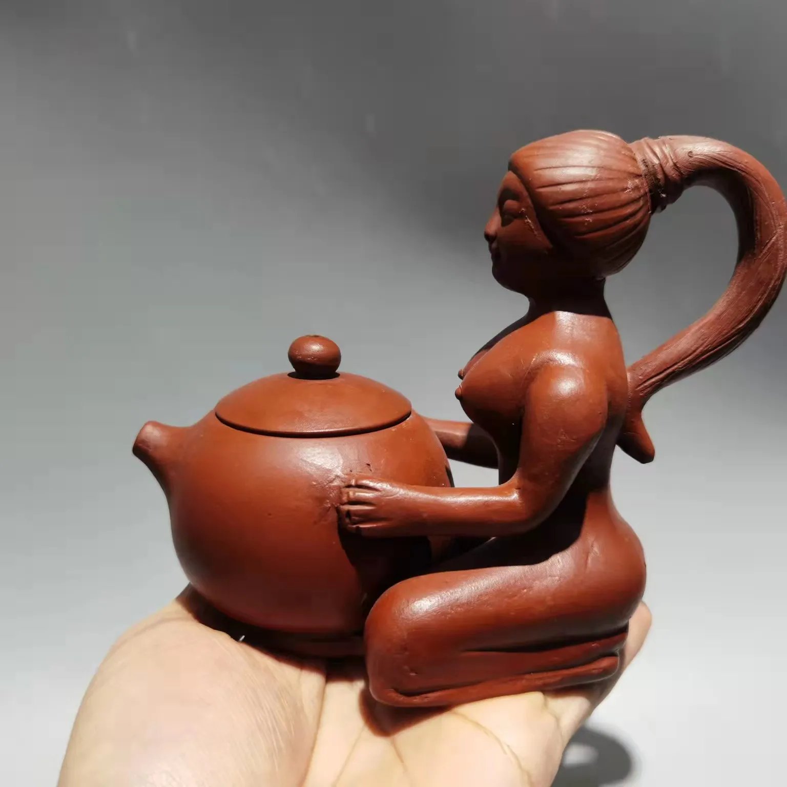 

Unique Old Chinese YiXing Handcraft puyple Clay Teapot,beauty shape, with mark, Free shipping