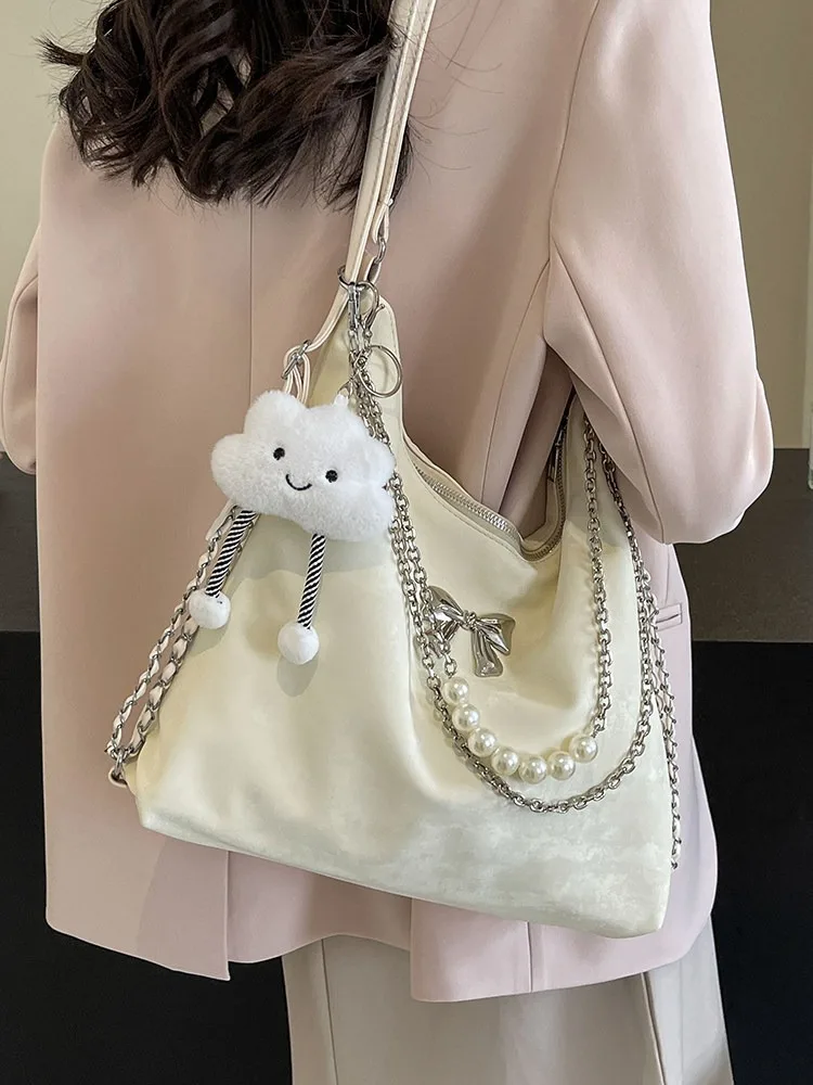Elegant Silver Large-Capacity Tote Bag with Chain Strap - Perfect