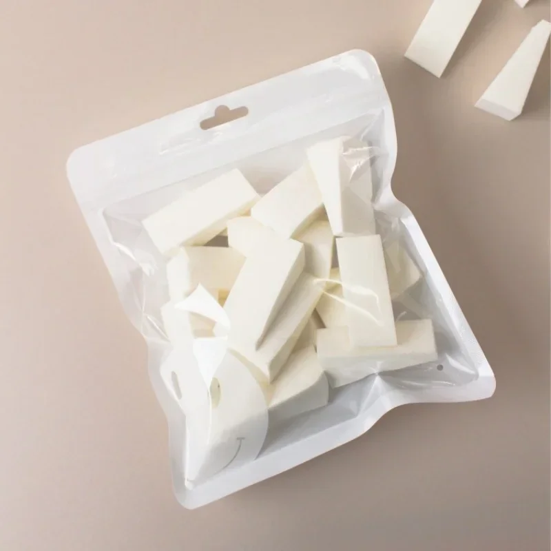20 Pcs/Set Triangle Soft Makeup Sponge Face Foundation Concealer Cream Powder Blend Smearing Puff Cosmetic Tool 4